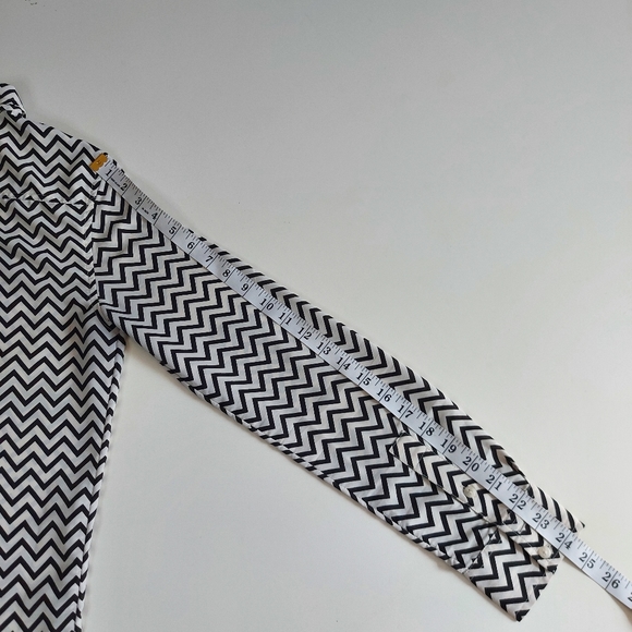 American Eagle Outfitters Women's Blouse Size Sm. - Picture 15 of 16